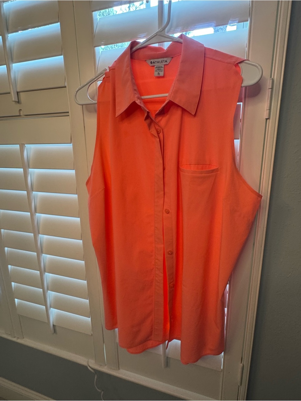 Athleta Coral Sleeveless Button-Down Shirt